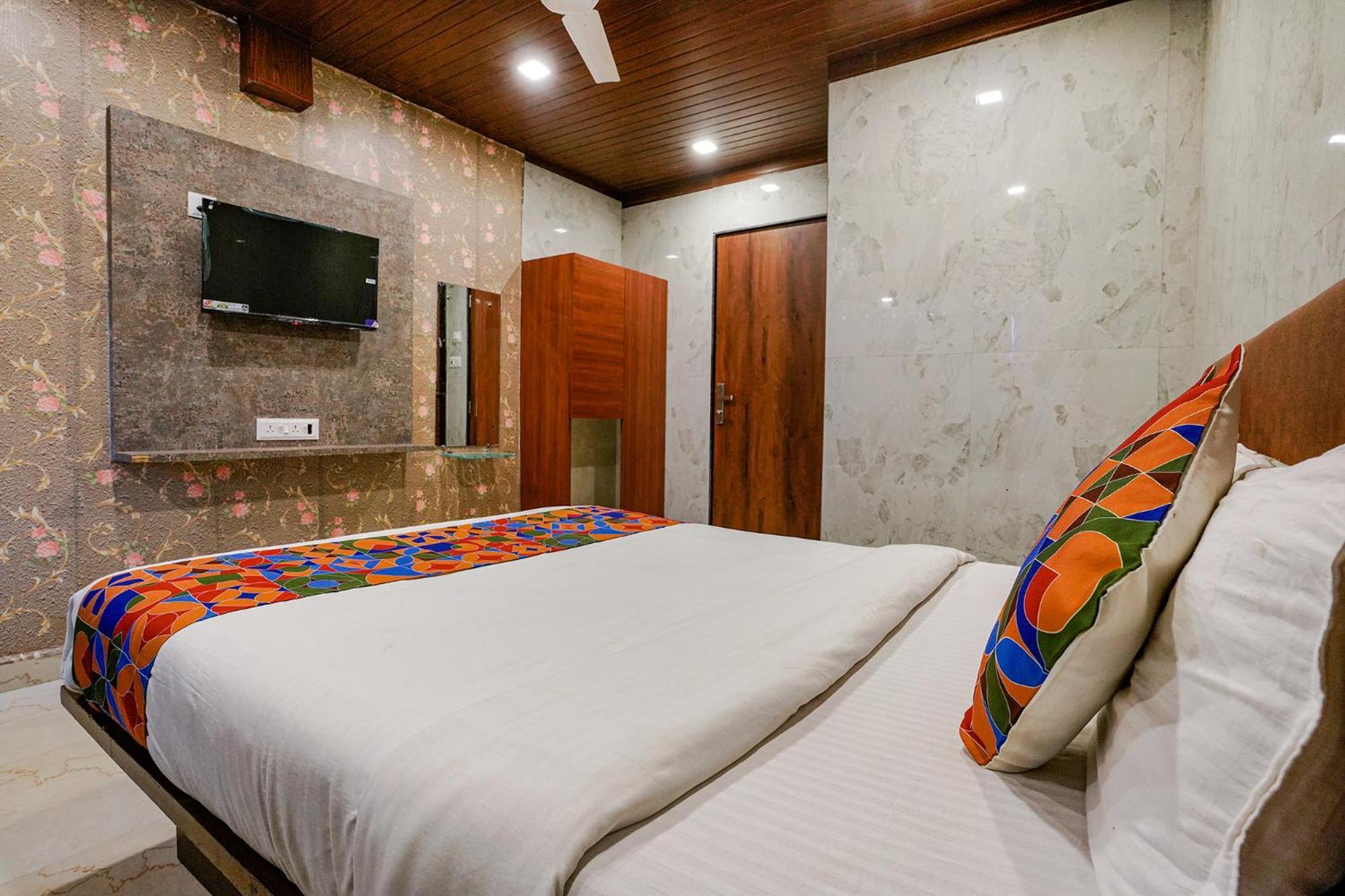 Fabexpress Yatri Inn - Navi Mumbai Turambhe Εξωτερικό φωτογραφία