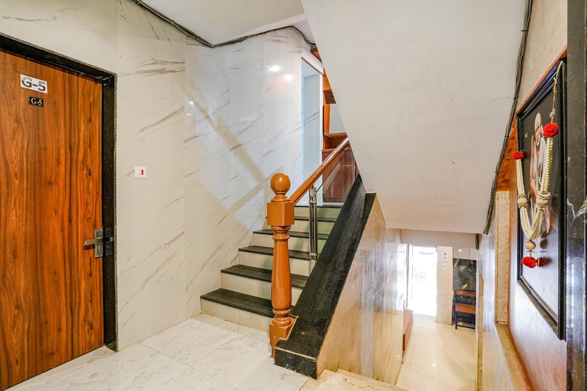 Fabexpress Yatri Inn - Navi Mumbai Turambhe Εξωτερικό φωτογραφία